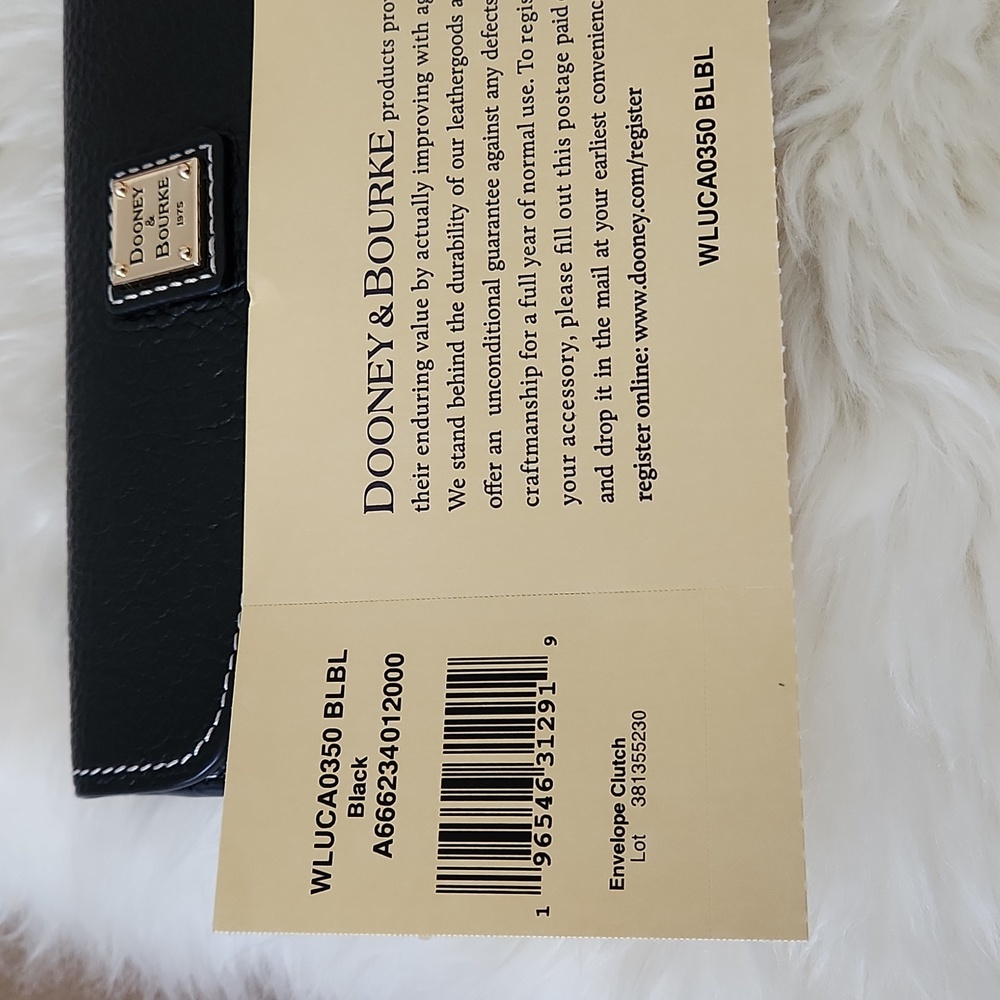 Gorgeous NWT Dooney & Bourke Black Pebbled Leather Envelope Clutch Wallet ๐ค๐๐ - Picture 11 of 13